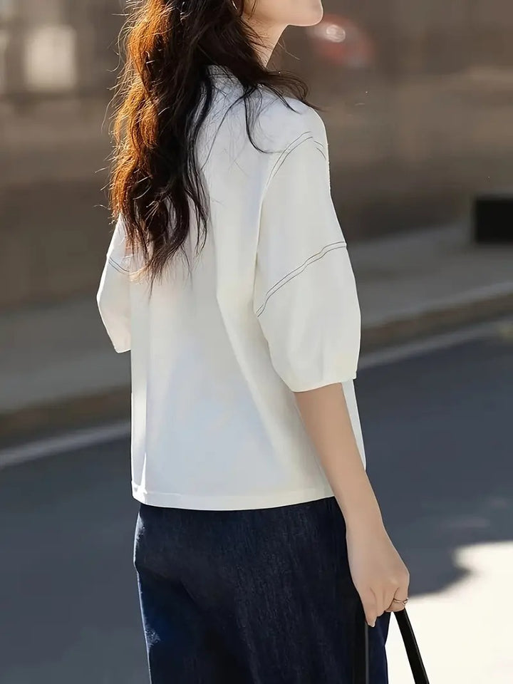 Women's Round-Neck Shirt with Contrast Stitching